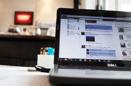 Laptop in a Melville cafe