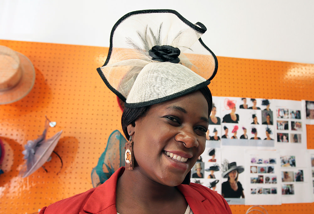 hat lady