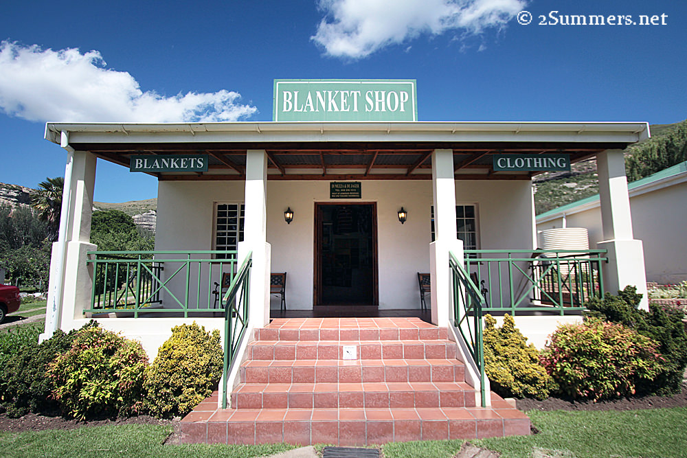 Blanket shop