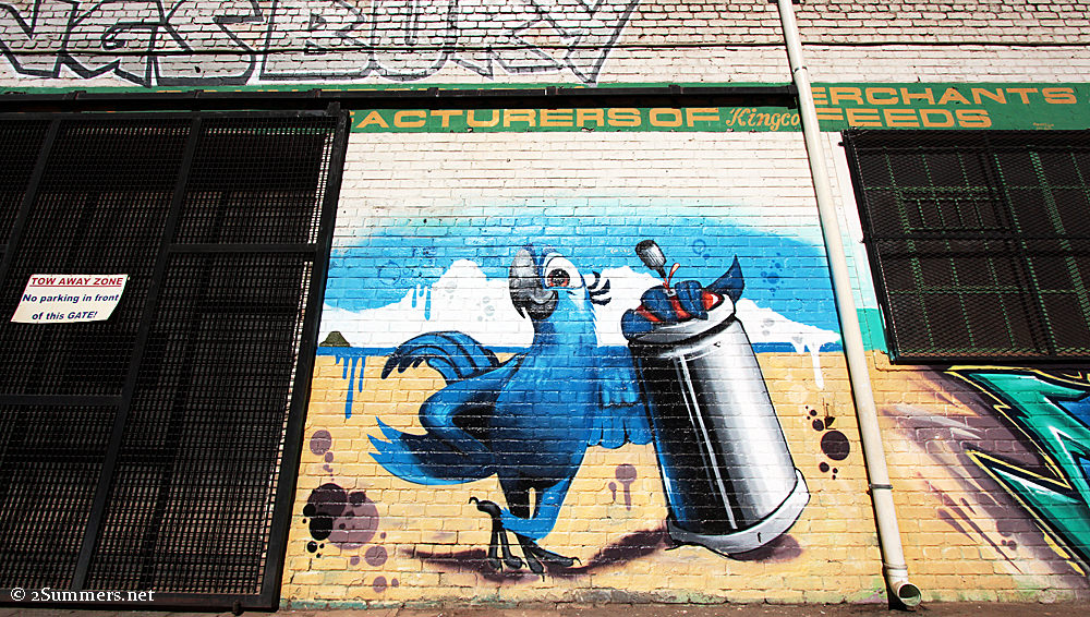 Spray paint bird