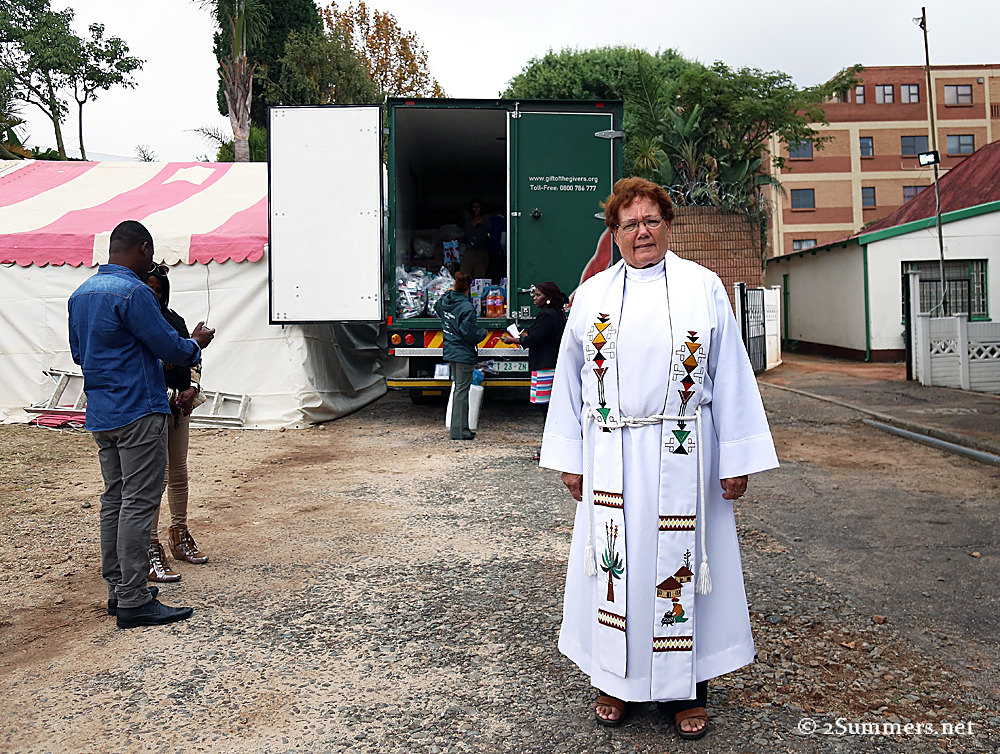 Pastor Eve