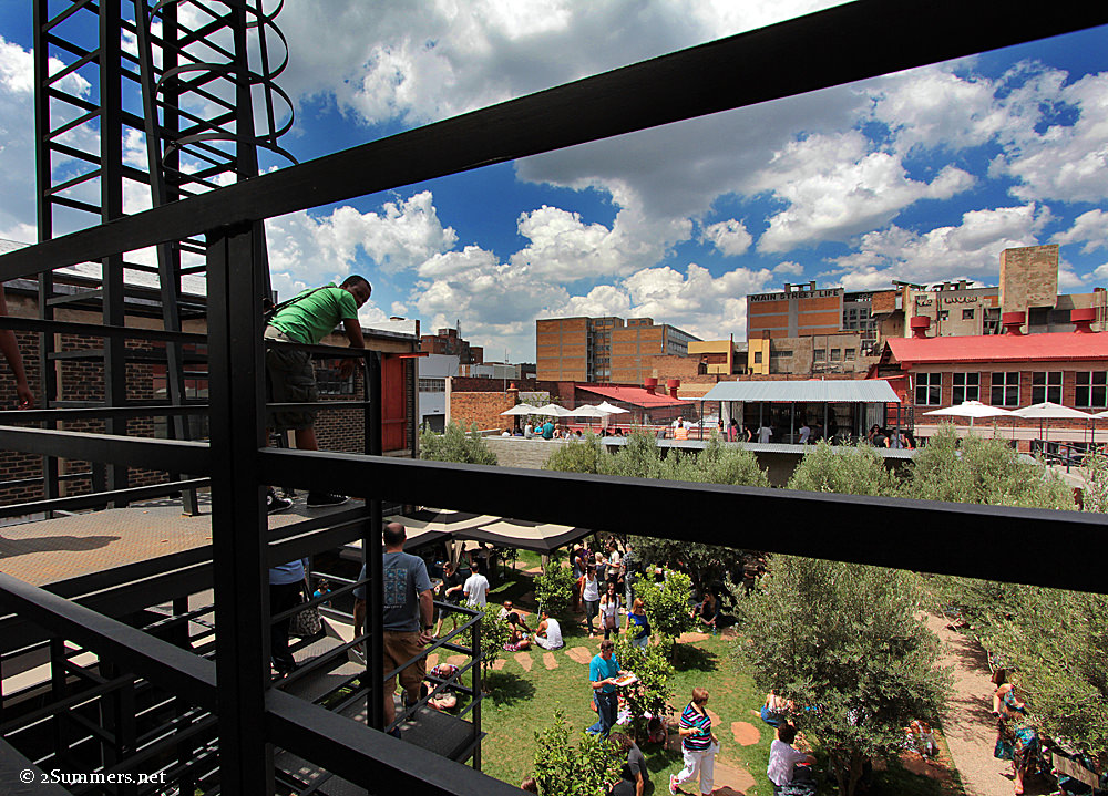 Market on Main 2011