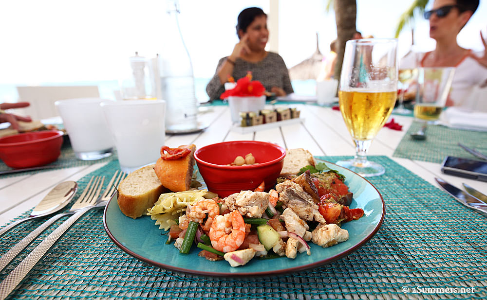 Belle-Mare-lunch
