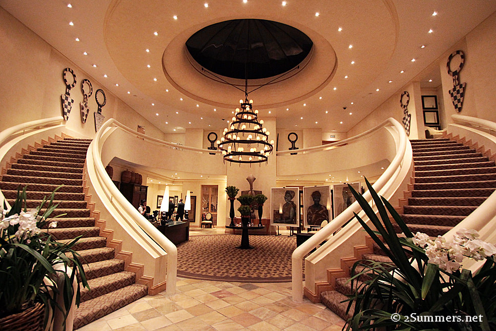 Saxon lobby