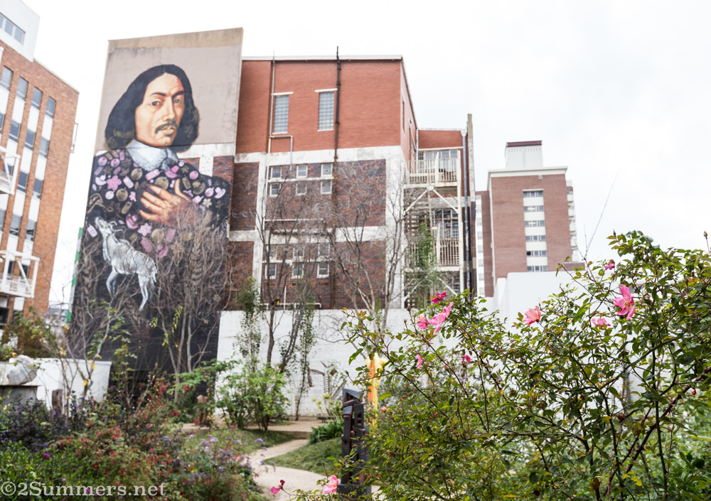 Cosmopolitan garden