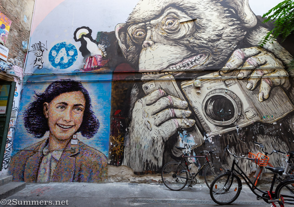 Graffiti in Haus Schwarzenberg