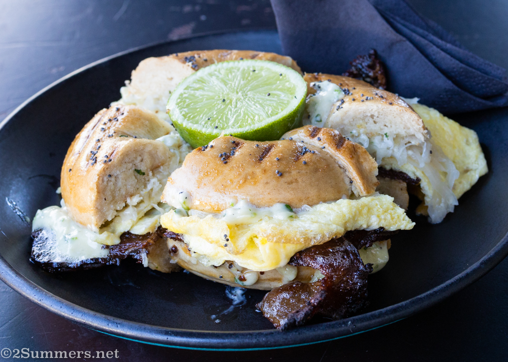 Bacon bagel