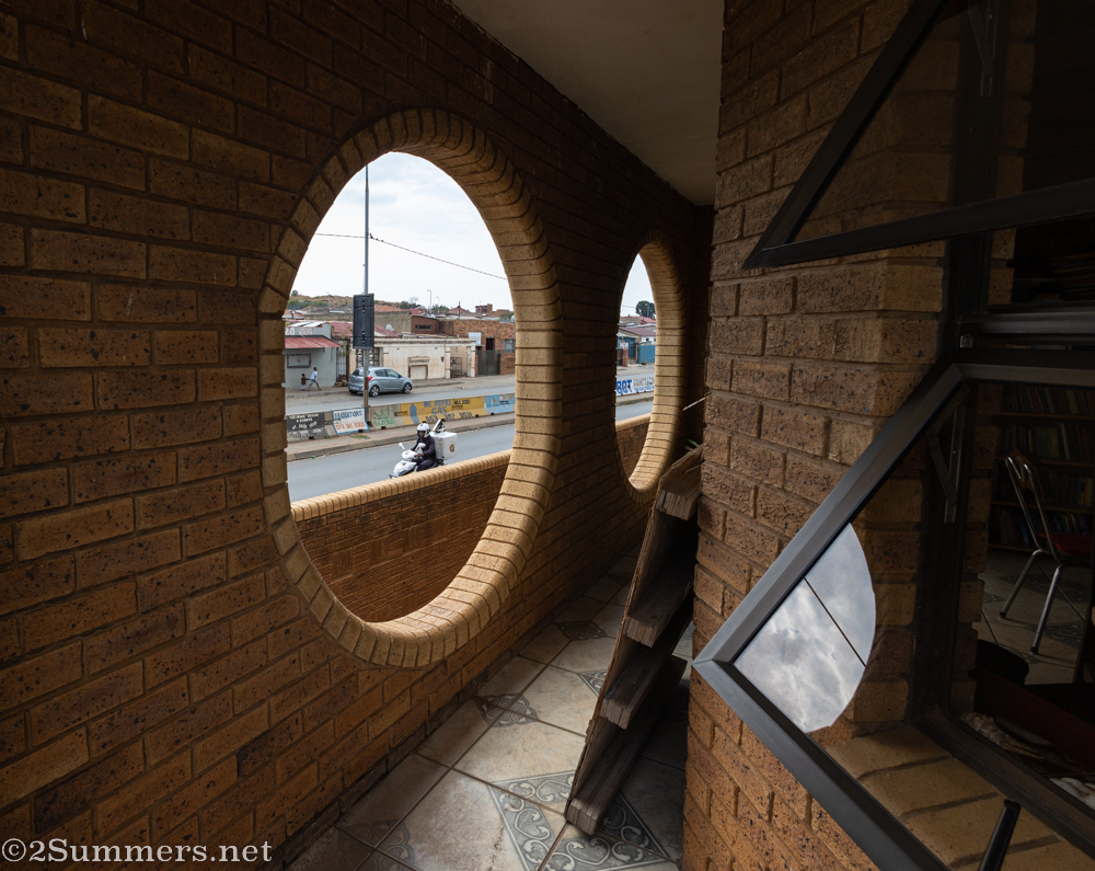 Zondi portholes