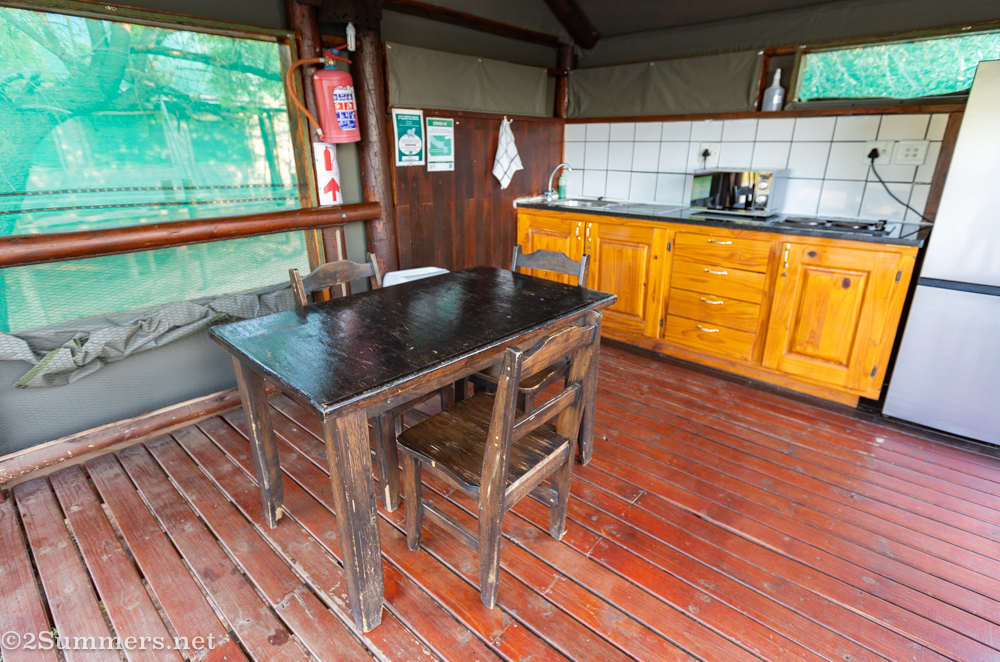Tlopi kitchen tent