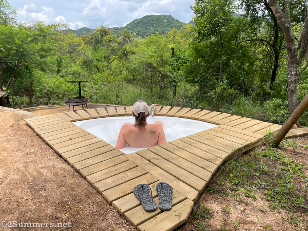 The outdoor bath at the tipi